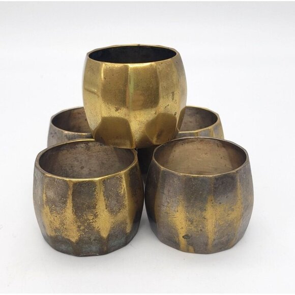 Set of 5 Vintage Solid Brass MCM Hollywood Regency 12 Sided Barrel Napkin Rings - Picture 1 of 7